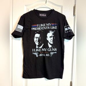 🇺🇸 MAGA Trump T-Shirt | Size M | 40th & 45th Presidents |‎ USA Made